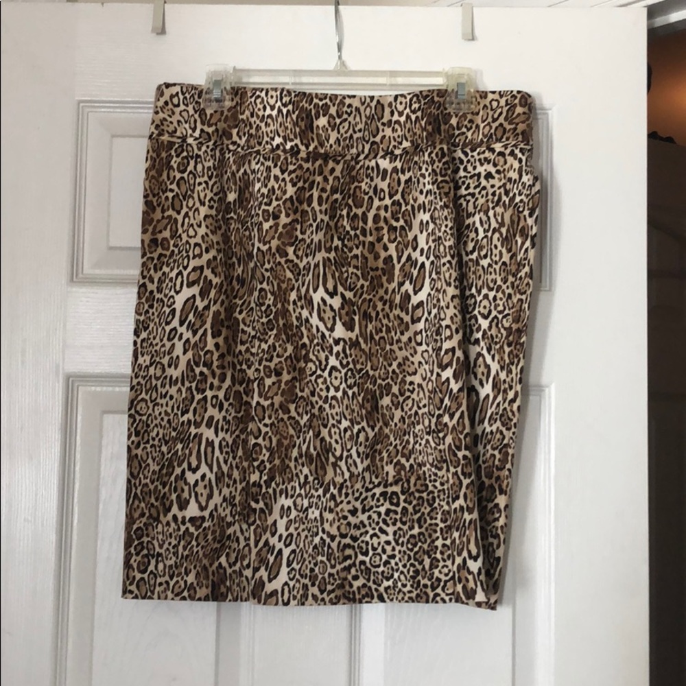 Pencil skirt